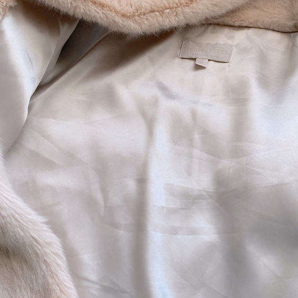 Donna Salyer’s Faux Fur Jacket in light blush pink & white interior - size Large - Picture 9 of 10